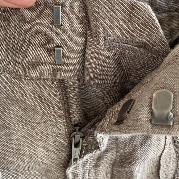 Banana Republic Linen Shorts - Picture 4 of 6